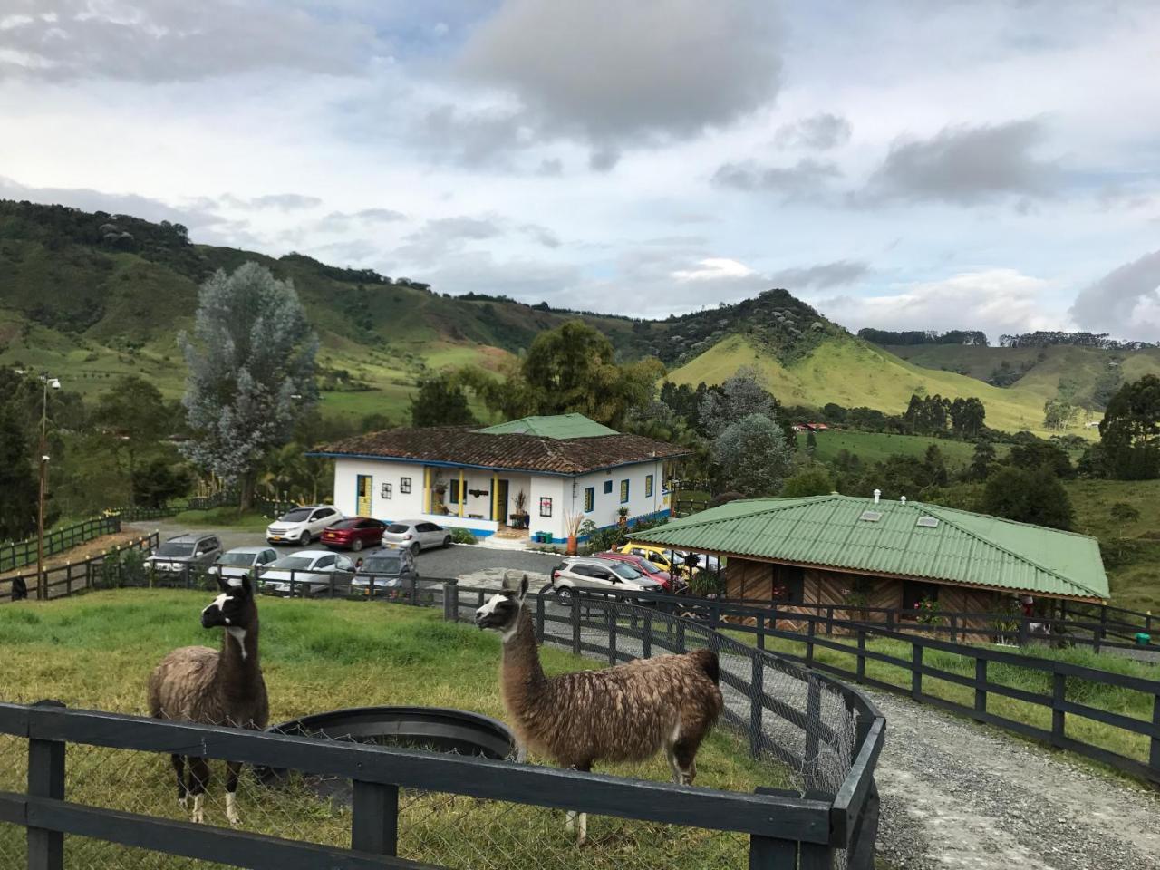 Hotel Bariloche Santa Rosa de Cabal Buitenkant foto
