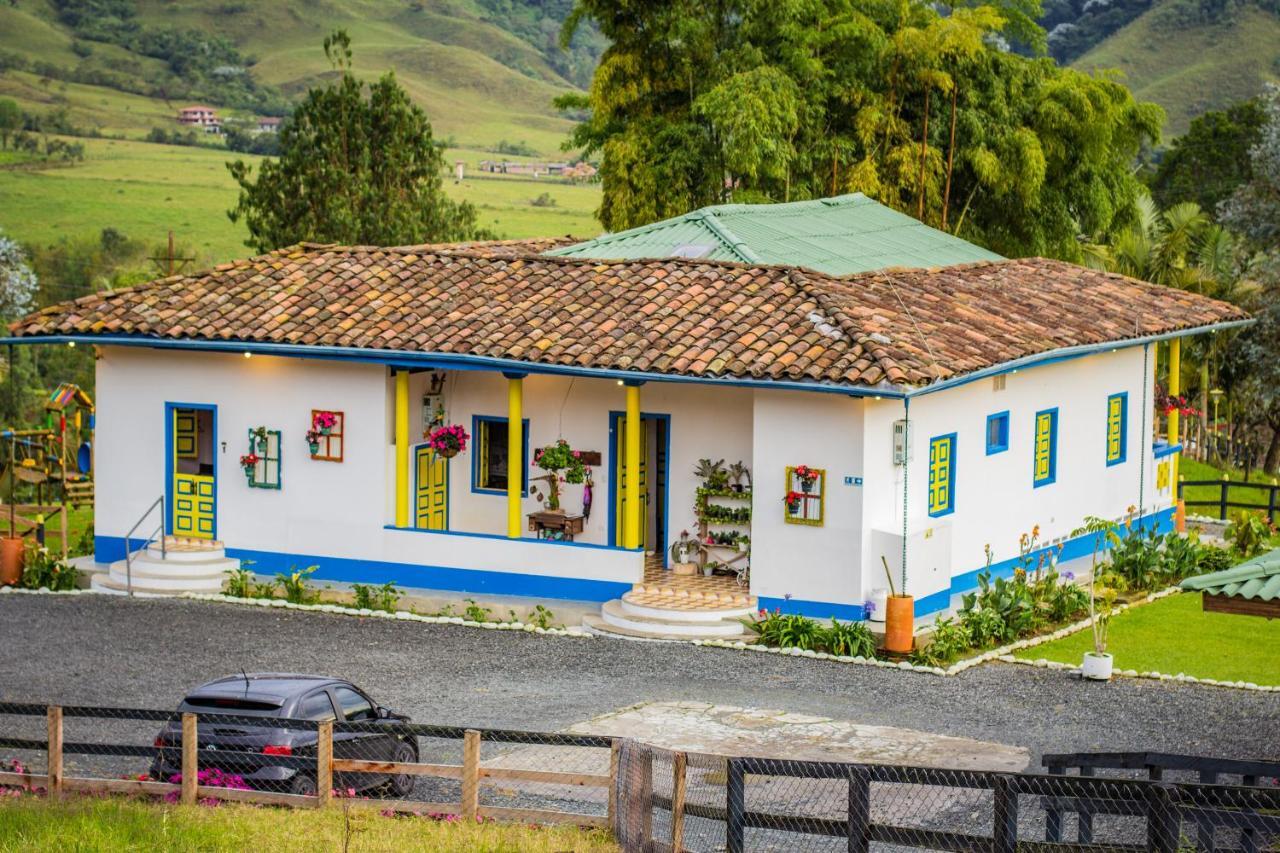 Hotel Bariloche Santa Rosa de Cabal Buitenkant foto